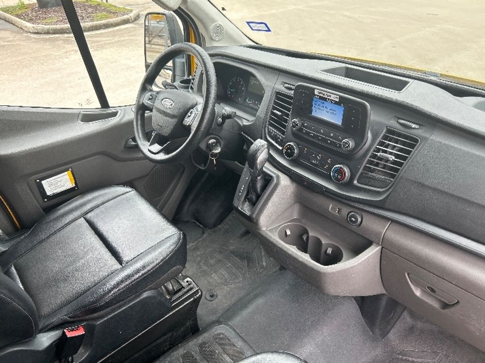 Cargo Van (Panel Van)-Light and Medium Duty Trucks-Ford-2022-Transit 250-Selma-TX-81,042\n\t\tmiles-$ 35,750 - Image 22
