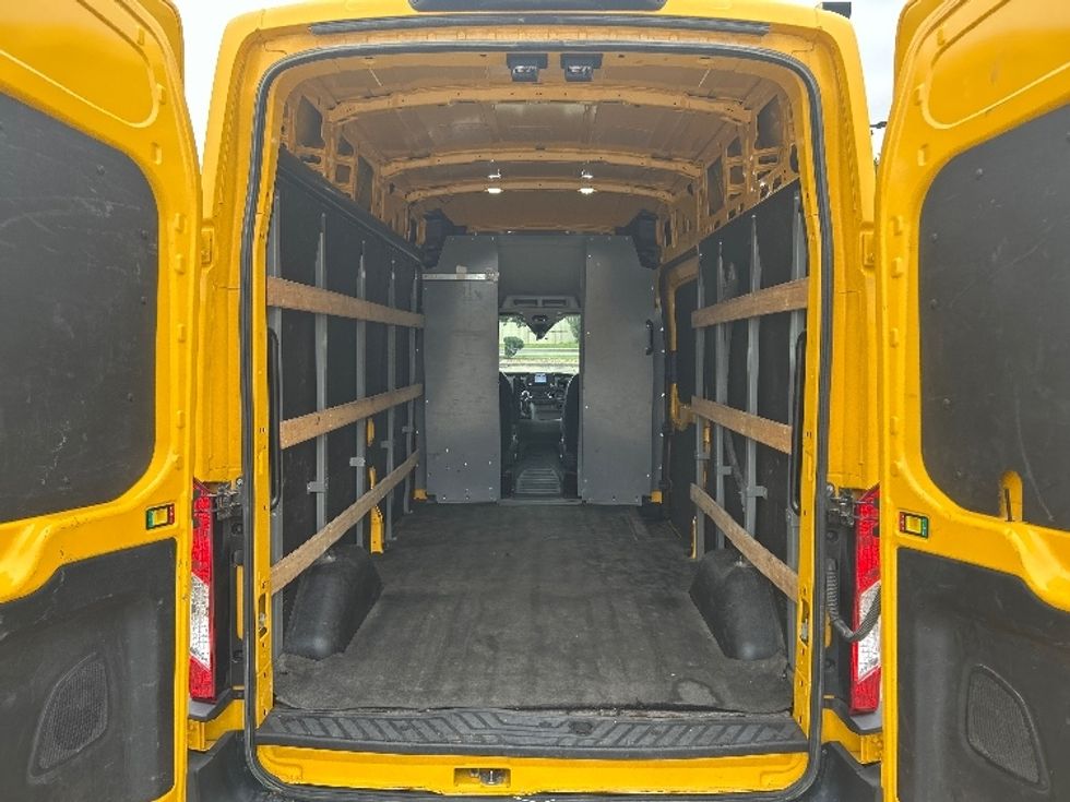 Cargo Van (Panel Van)-Light and Medium Duty Trucks-Ford-2022-Transit 250-Selma-TX-81,042\n\t\tmiles-$ 35,750 - Image 9