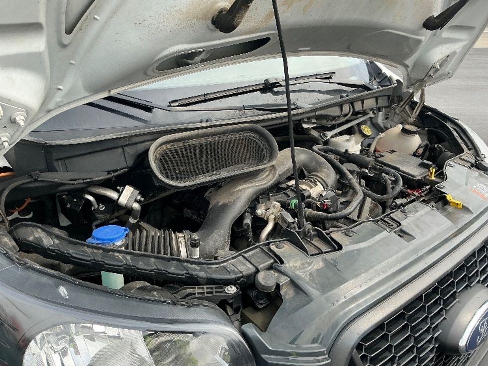 Cargo Van (Panel Van)-Light and Medium Duty Trucks-Ford-2022-Transit 250-South Bend-IN-107,059\n\t\tmiles-$ 33,250 - Image 23