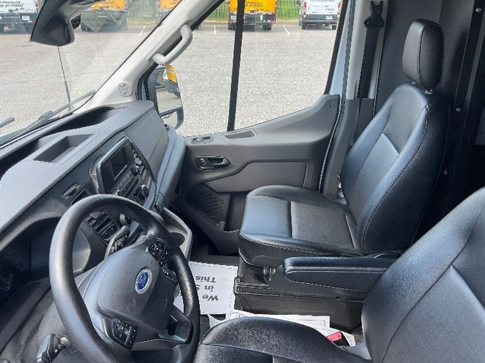 Cargo Van (Panel Van)-Light and Medium Duty Trucks-Ford-2022-Transit 250-South Bend-IN-93,087\n\t\tmiles-$ 35,000 - Image 19