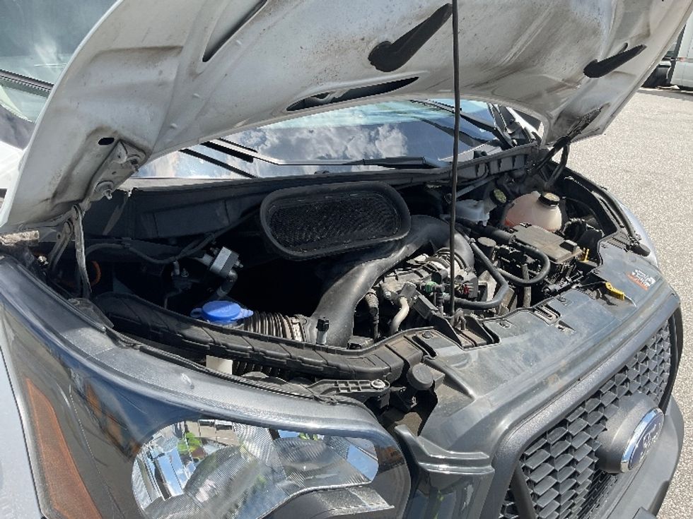 Cargo Van (Panel Van)-Light and Medium Duty Trucks-Ford-2022-Transit 250-South Bend-IN-93,087\n\t\tmiles-$ 35,000 - Image 23