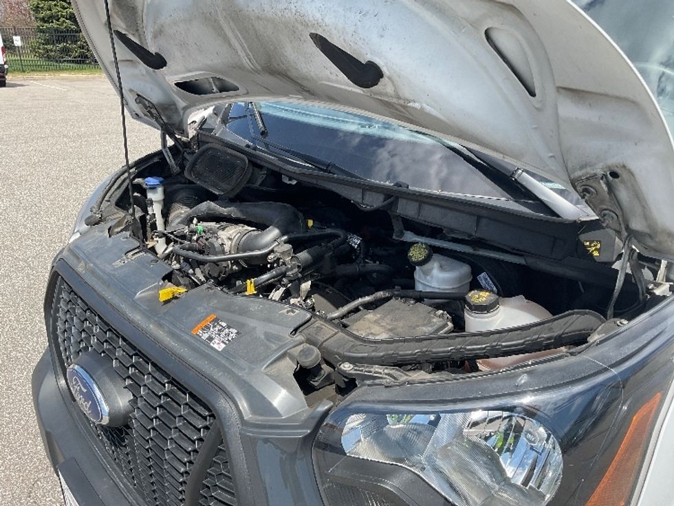 Cargo Van (Panel Van)-Light and Medium Duty Trucks-Ford-2022-Transit 250-South Bend-IN-93,087\n\t\tmiles-$ 35,000 - Image 24