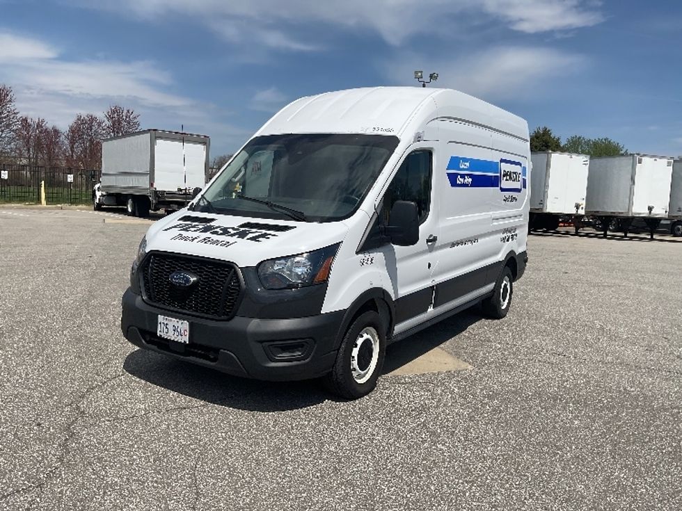 Cargo Van (Panel Van)-Light and Medium Duty Trucks-Ford-2022-Transit 250-South Bend-IN-93,087\n\t\tmiles-$ 35,000 - Image 3