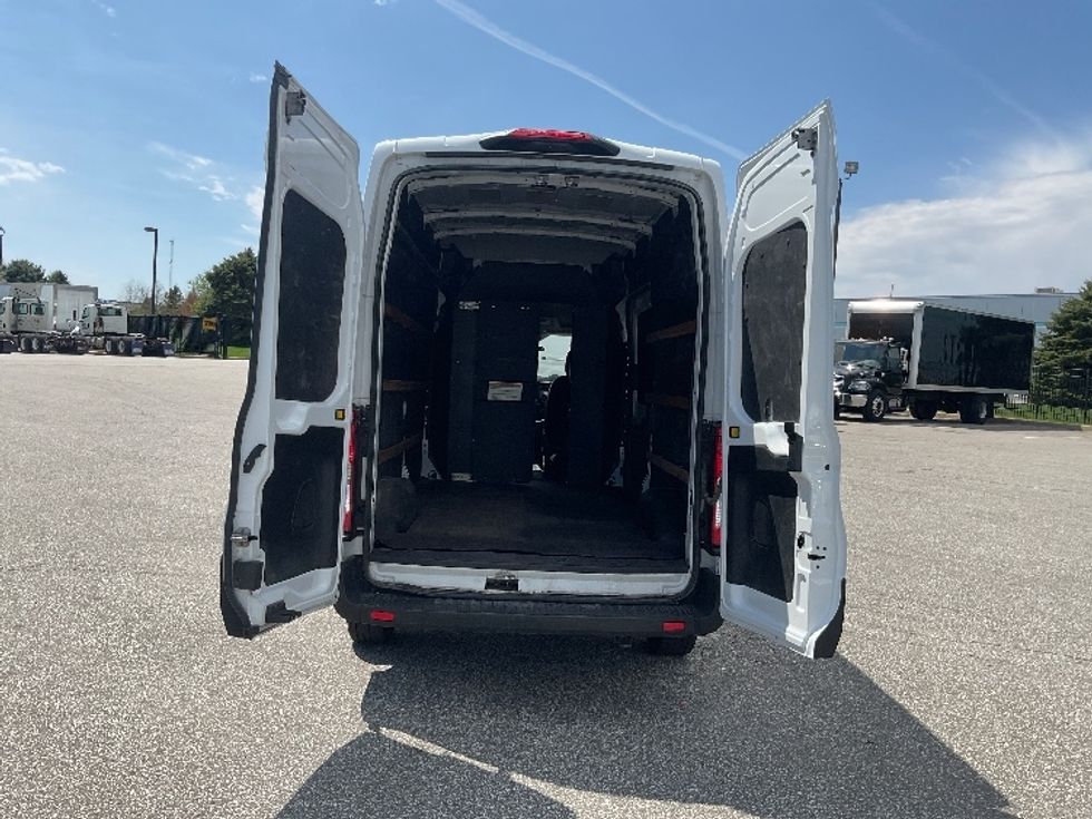 Cargo Van (Panel Van)-Light and Medium Duty Trucks-Ford-2022-Transit 250-South Bend-IN-93,087\n\t\tmiles-$ 35,000 - Image 8