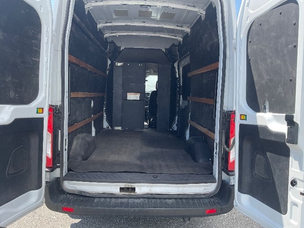 Cargo Van (Panel Van)-Light and Medium Duty Trucks-Ford-2022-Transit 250-South Bend-IN-93,087\n\t\tmiles-$ 35,000 - Image 9