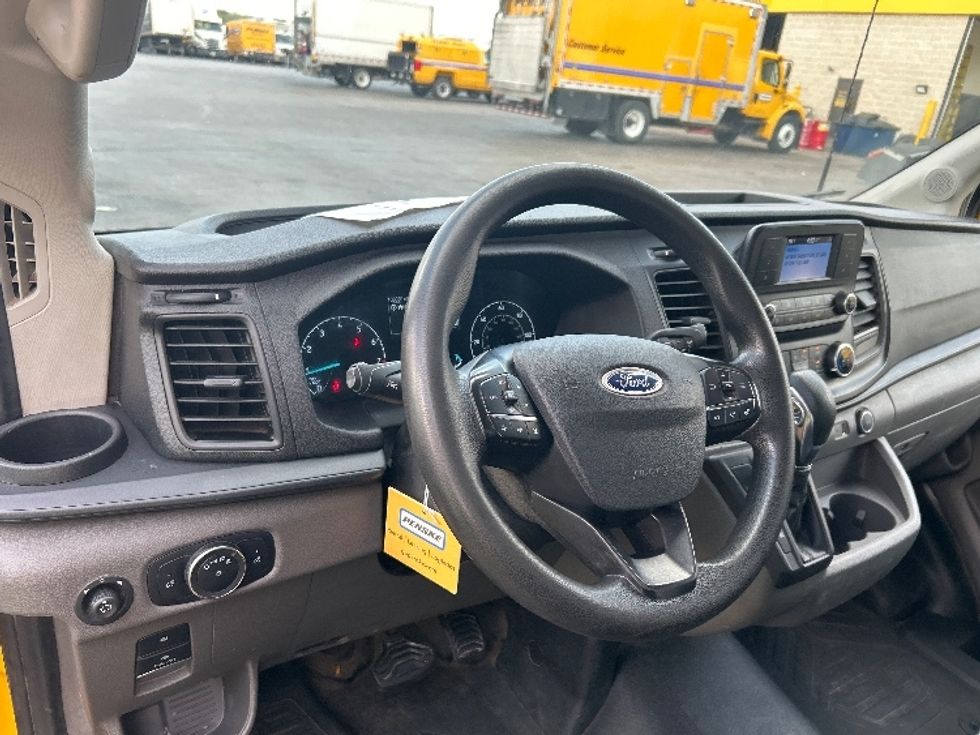 Cargo Van (Panel Van)-Light and Medium Duty Trucks-Ford-2022-Transit 250-Springfield-MO-103,048\n\t\tmiles-$ 29,000 - Image 13