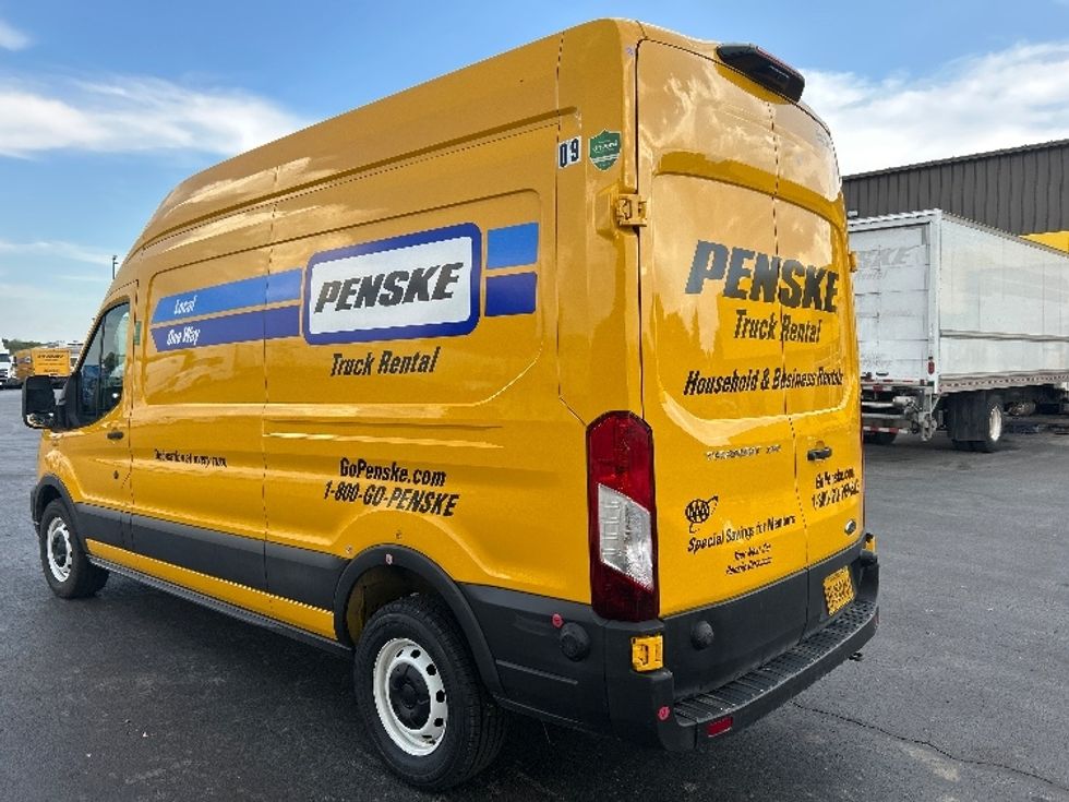 Cargo Van (Panel Van)-Light and Medium Duty Trucks-Ford-2022-Transit 250-Springfield-MO-103,048\n\t\tmiles-$ 29,000 - Image 5