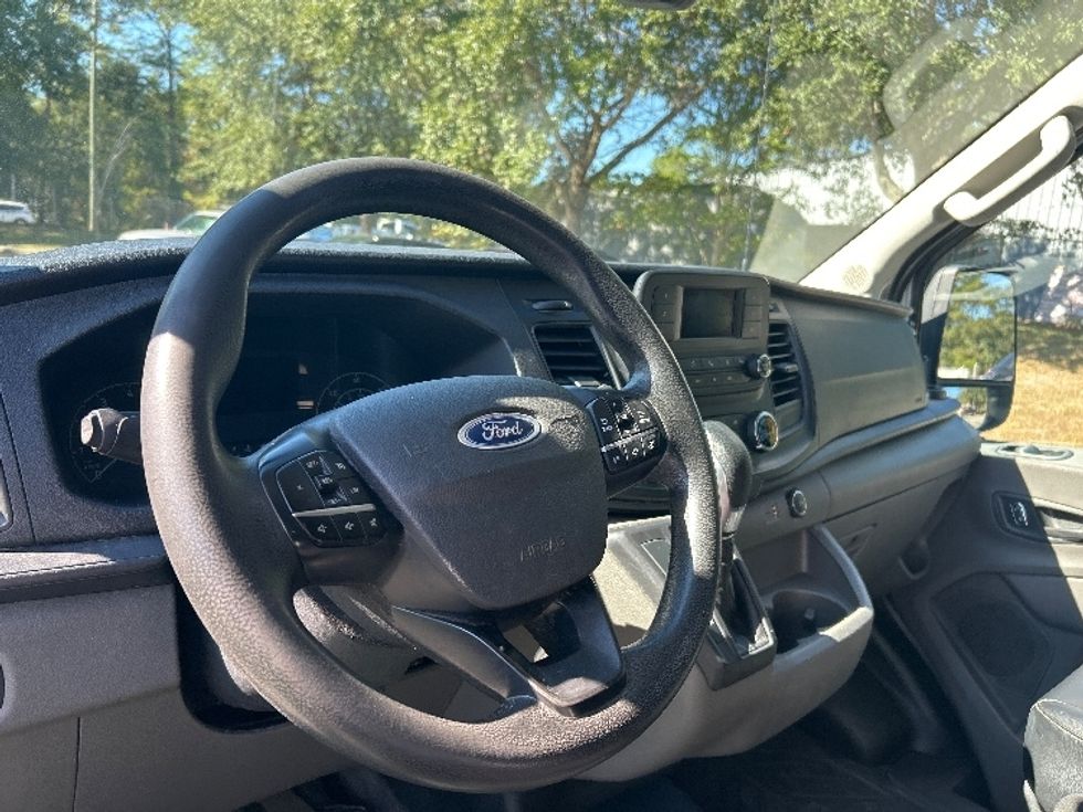 Cargo Van (Panel Van)-Light and Medium Duty Trucks-Ford-2022-Transit 250-Tallahassee-FL-101,523\n\t\tmiles-$ 34,250 - Image 17