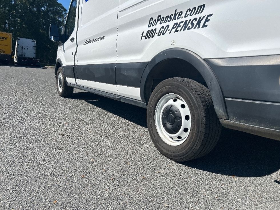 Cargo Van (Panel Van)-Light and Medium Duty Trucks-Ford-2022-Transit 250-Tallahassee-FL-101,523\n\t\tmiles-$ 34,250 - Image 5