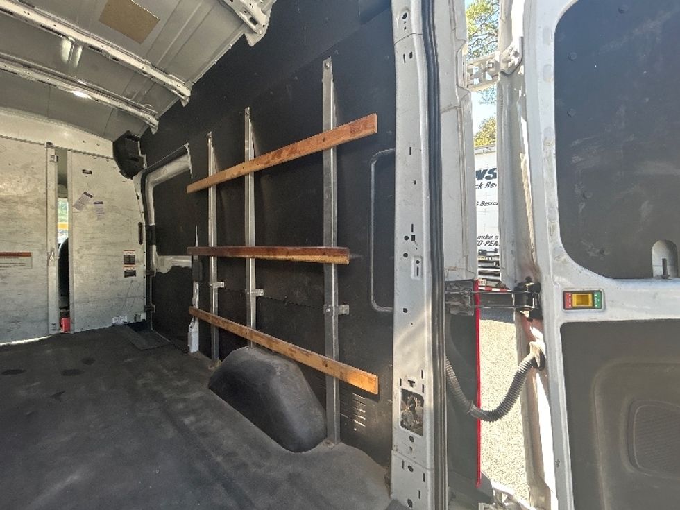 Cargo Van (Panel Van)-Light and Medium Duty Trucks-Ford-2022-Transit 250-Tallahassee-FL-105,000\n\t\tmiles-$ 34,500 - Image 12