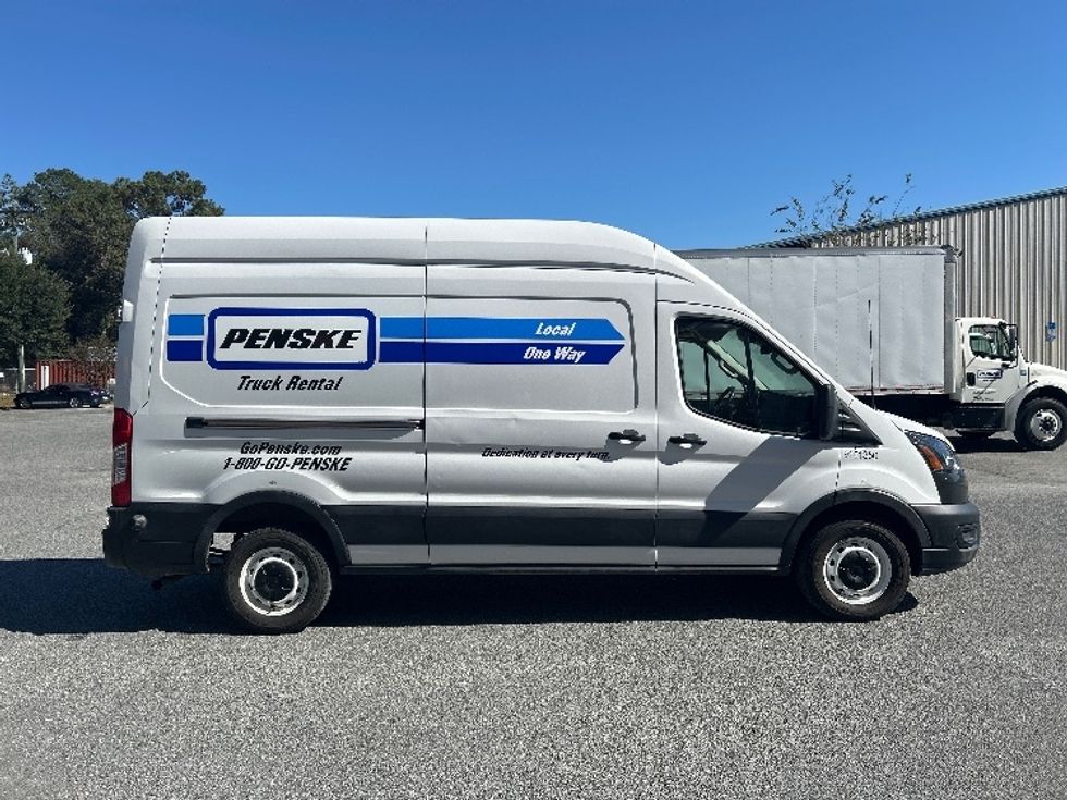 Cargo Van (Panel Van)-Light and Medium Duty Trucks-Ford-2022-Transit 250-Tallahassee-FL-105,000\n\t\tmiles-$ 34,500 - Image 15
