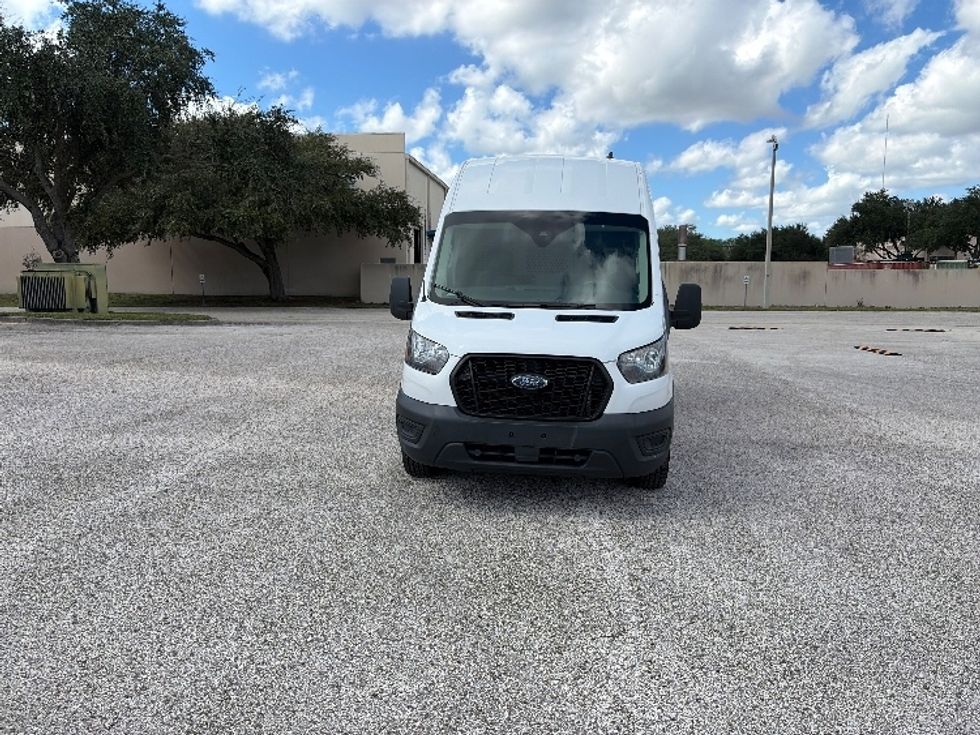 Cargo Van (Panel Van)-Light and Medium Duty Trucks-Ford-2022-Transit 250-Tampa-FL-112,295\n\t\tmiles-$ 33,000 - Image 2
