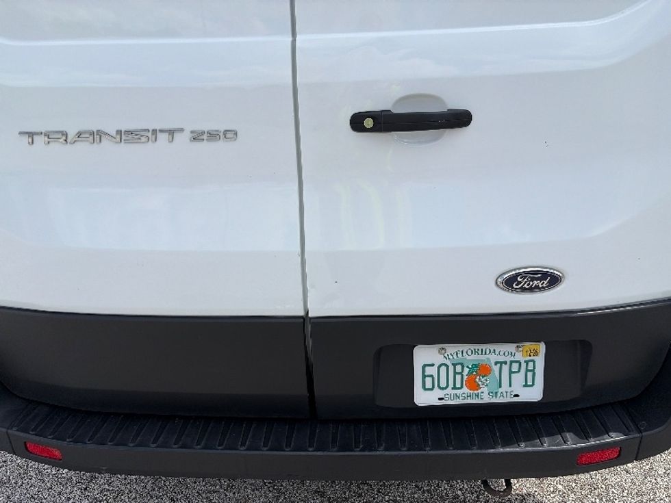 Cargo Van (Panel Van)-Light and Medium Duty Trucks-Ford-2022-Transit 250-Tampa-FL-112,295\n\t\tmiles-$ 33,000 - Image 28