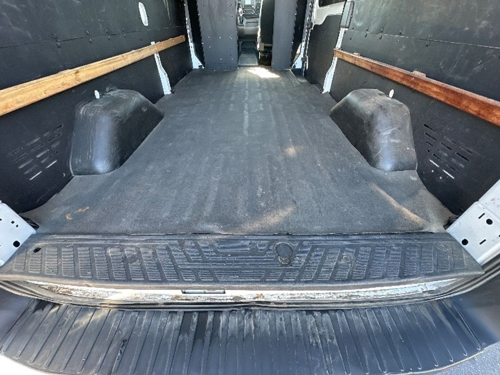 Cargo Van (Panel Van)-Light and Medium Duty Trucks-Ford-2022-Transit 250-Tampa-FL-83,584\n\t\tmiles-$ 37,500 - Image 10
