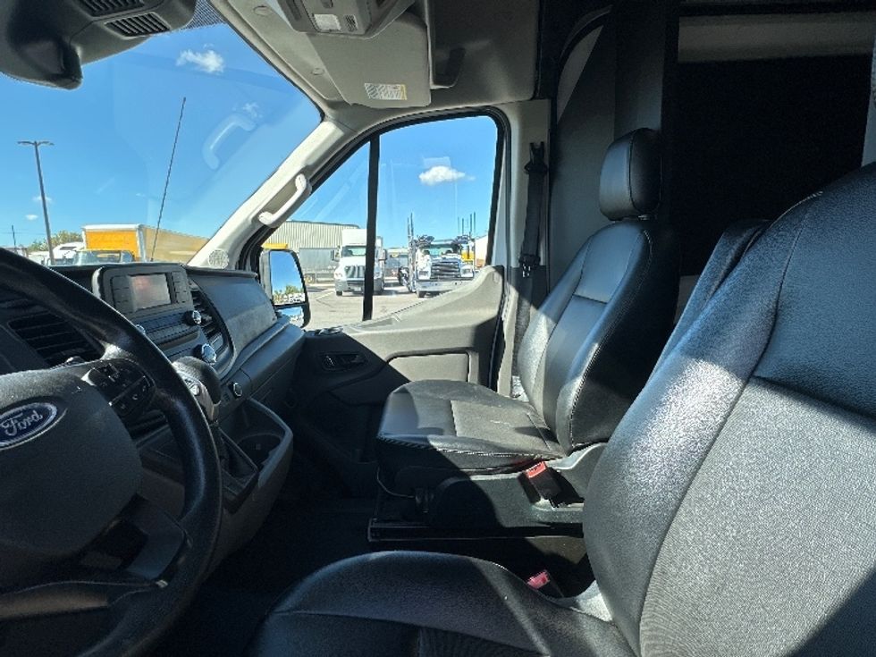 Cargo Van (Panel Van)-Light and Medium Duty Trucks-Ford-2022-Transit 250-Tampa-FL-83,584\n\t\tmiles-$ 37,500 - Image 19