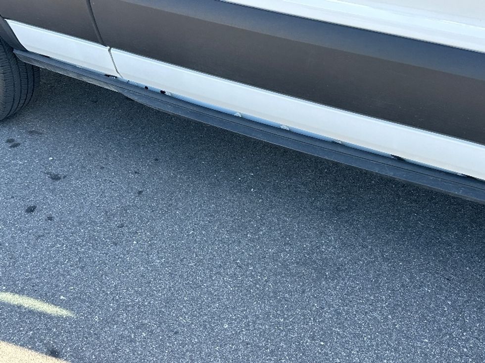 Cargo Van (Panel Van)-Light and Medium Duty Trucks-Ford-2022-Transit 250-Tampa-FL-83,584\n\t\tmiles-$ 37,500 - Image 26