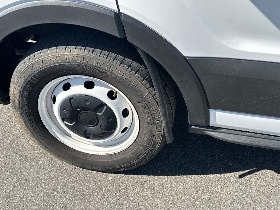 Cargo Van (Panel Van)-Light and Medium Duty Trucks-Ford-2022-Transit 250-Tampa-FL-83,584\n\t\tmiles-$ 37,500 - Image 31