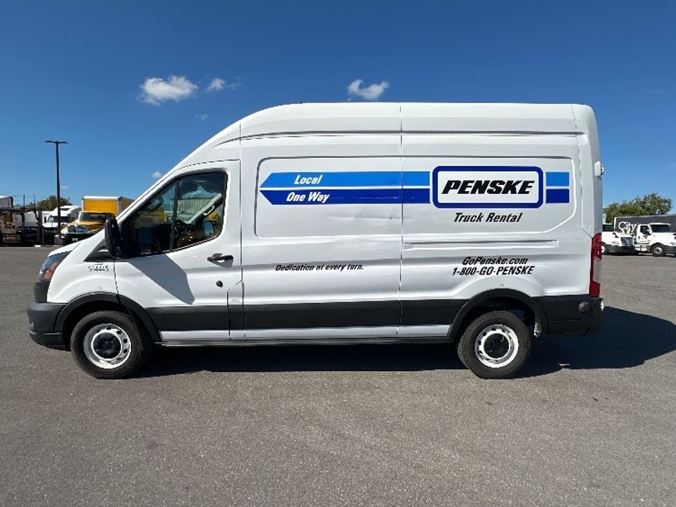 Cargo Van (Panel Van)-Light and Medium Duty Trucks-Ford-2022-Transit 250-Tampa-FL-83,584\n\t\tmiles-$ 37,500 - Image 4