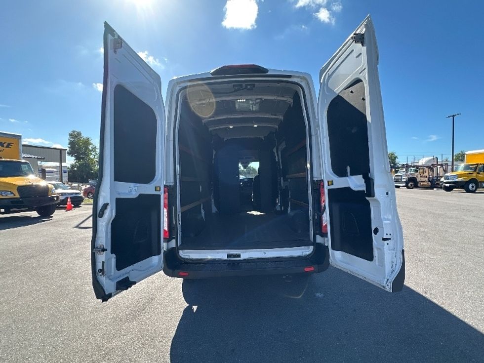 Cargo Van (Panel Van)-Light and Medium Duty Trucks-Ford-2022-Transit 250-Tampa-FL-83,584\n\t\tmiles-$ 37,500 - Image 8