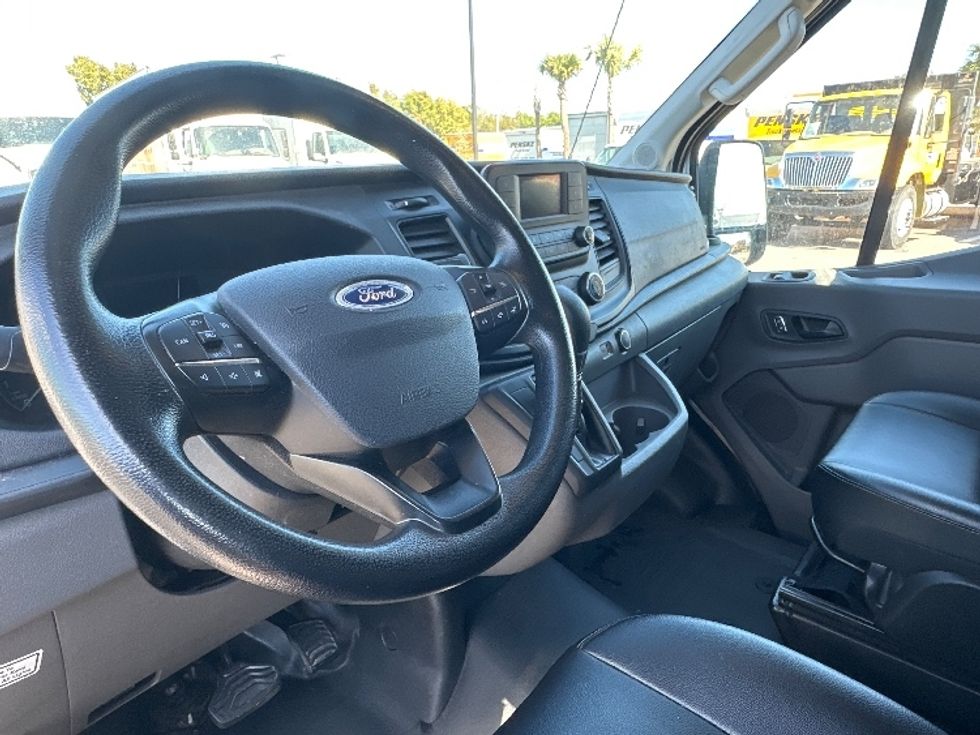 Cargo Van (Panel Van)-Light and Medium Duty Trucks-Ford-2022-Transit 250-Tampa-FL-85,294\n\t\tmiles-$ 37,250 - Image 17