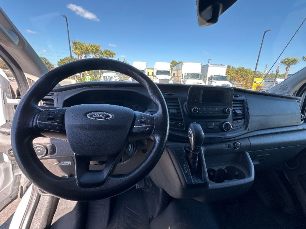 Cargo Van (Panel Van)-Light and Medium Duty Trucks-Ford-2022-Transit 250-Tampa-FL-85,294\n\t\tmiles-$ 37,250 - Image 18