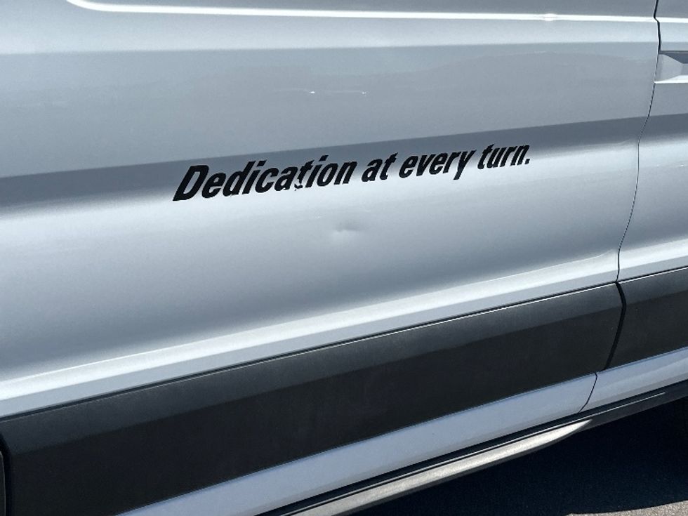 Cargo Van (Panel Van)-Light and Medium Duty Trucks-Ford-2022-Transit 250-Tampa-FL-85,294\n\t\tmiles-$ 37,250 - Image 25