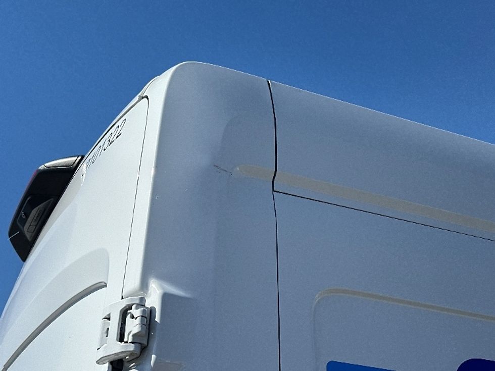 Cargo Van (Panel Van)-Light and Medium Duty Trucks-Ford-2022-Transit 250-Tampa-FL-85,294\n\t\tmiles-$ 37,250 - Image 27