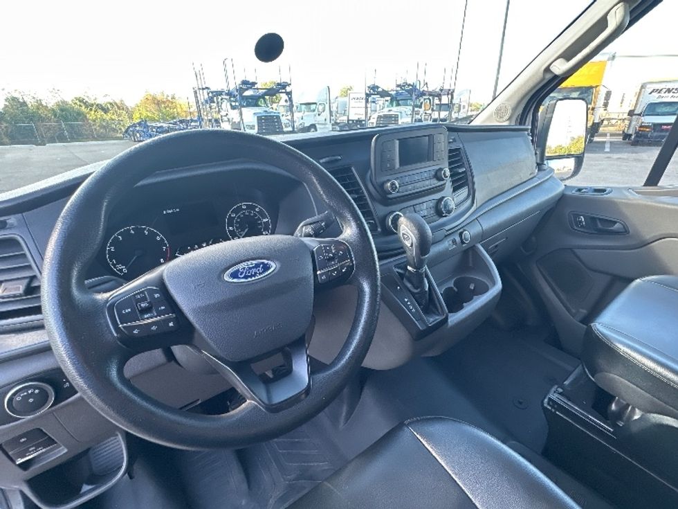 Cargo Van (Panel Van)-Light and Medium Duty Trucks-Ford-2022-Transit 250-Tampa-FL-87,503\n\t\tmiles-$ 37,000 - Image 18