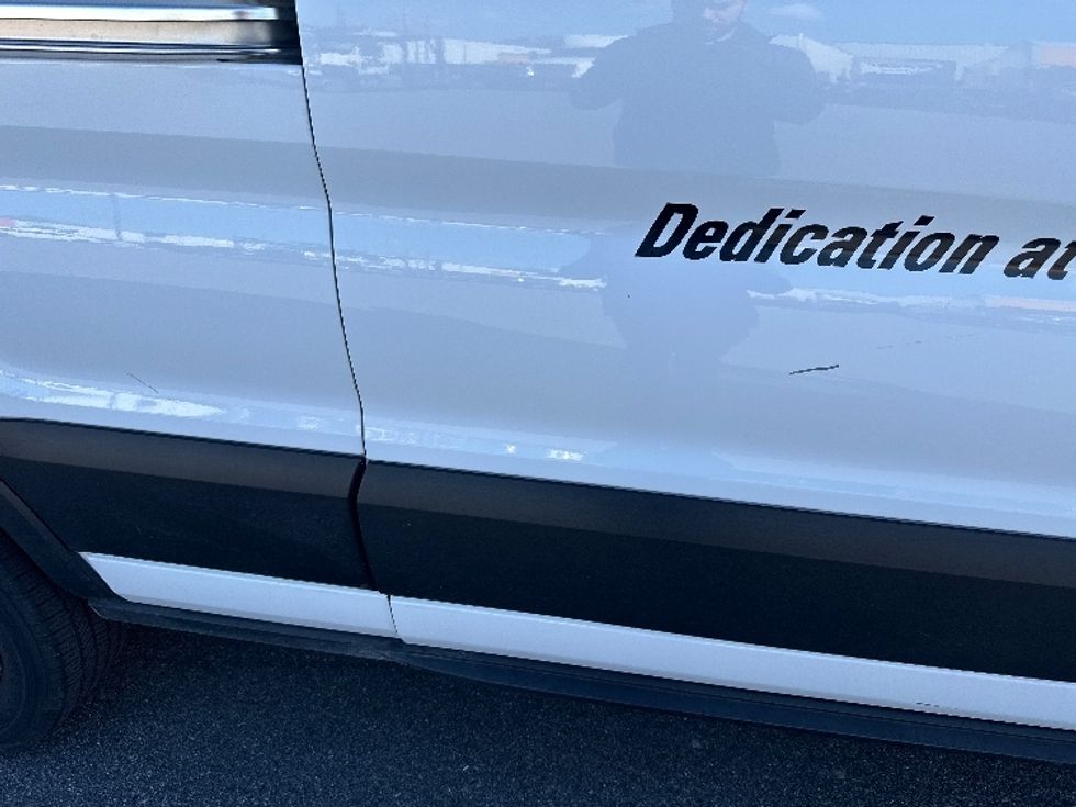 Cargo Van (Panel Van)-Light and Medium Duty Trucks-Ford-2022-Transit 250-Tampa-FL-87,503\n\t\tmiles-$ 37,000 - Image 27