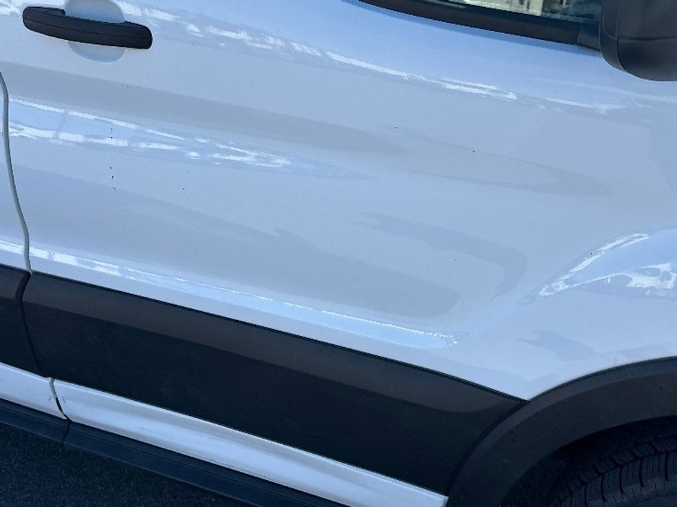 Cargo Van (Panel Van)-Light and Medium Duty Trucks-Ford-2022-Transit 250-Tampa-FL-87,503\n\t\tmiles-$ 37,000 - Image 30