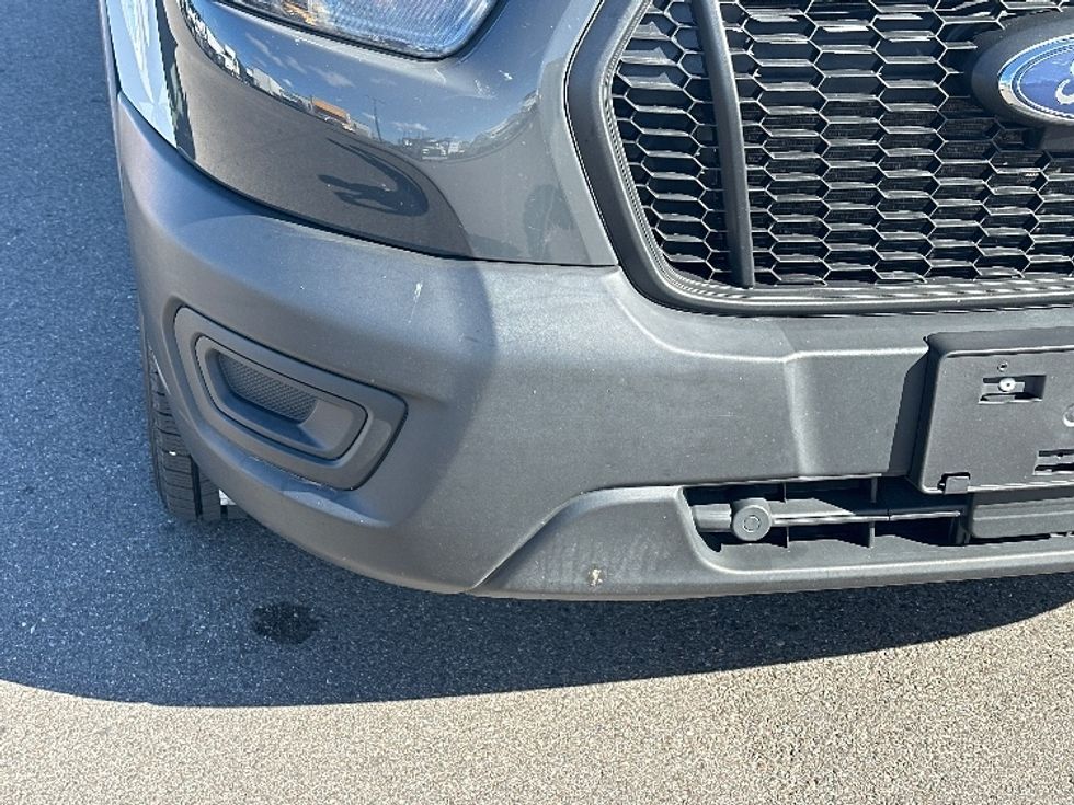 Cargo Van (Panel Van)-Light and Medium Duty Trucks-Ford-2022-Transit 250-Tampa-FL-87,503\n\t\tmiles-$ 37,000 - Image 31