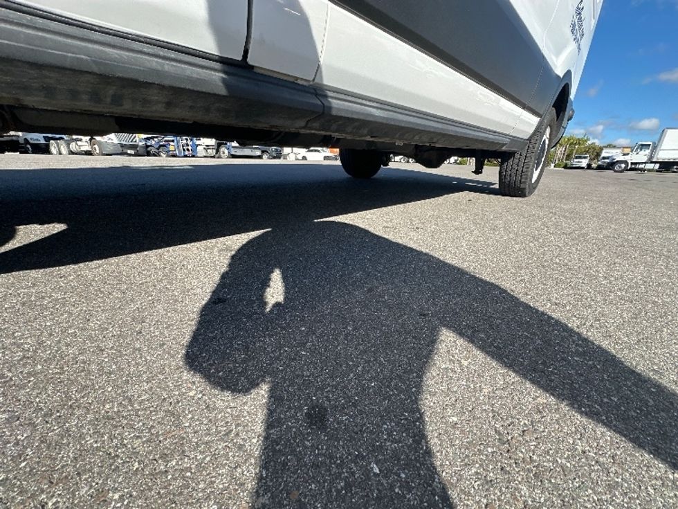 Cargo Van (Panel Van)-Light and Medium Duty Trucks-Ford-2022-Transit 250-Tampa-FL-87,503\n\t\tmiles-$ 37,000 - Image 5