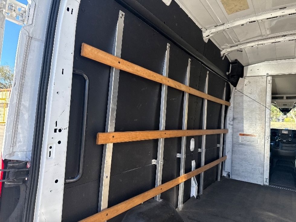 Cargo Van (Panel Van)-Light and Medium Duty Trucks-Ford-2022-Transit 250-Tampa-FL-87,760\n\t\tmiles-$ 37,000 - Image 11