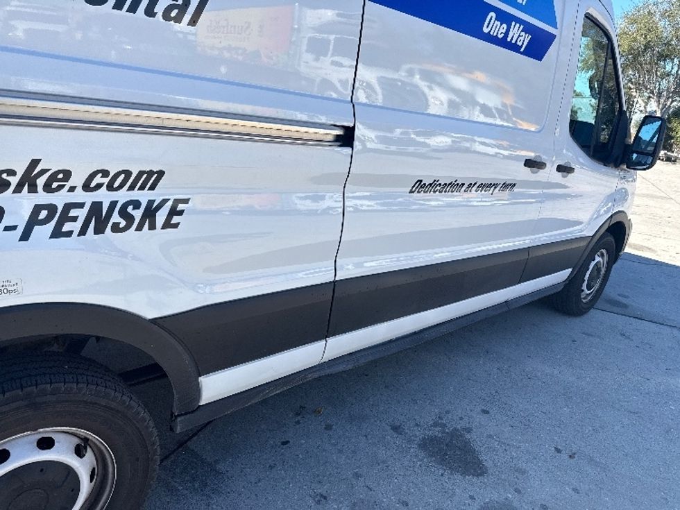 Cargo Van (Panel Van)-Light and Medium Duty Trucks-Ford-2022-Transit 250-Tampa-FL-87,760\n\t\tmiles-$ 37,000 - Image 14