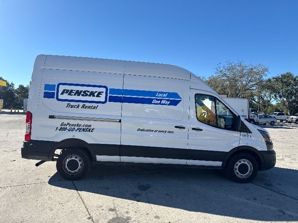Cargo Van (Panel Van)-Light and Medium Duty Trucks-Ford-2022-Transit 250-Tampa-FL-87,760\n\t\tmiles-$ 37,000 - Image 15