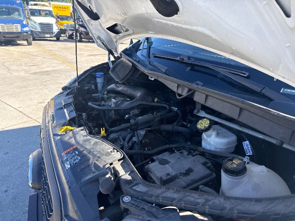 Cargo Van (Panel Van)-Light and Medium Duty Trucks-Ford-2022-Transit 250-Tampa-FL-87,760\n\t\tmiles-$ 37,000 - Image 24