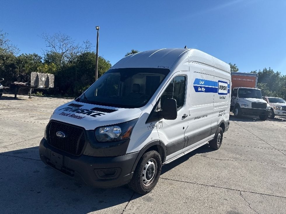 Cargo Van (Panel Van)-Light and Medium Duty Trucks-Ford-2022-Transit 250-Tampa-FL-87,760\n\t\tmiles-$ 37,000 - Image 3