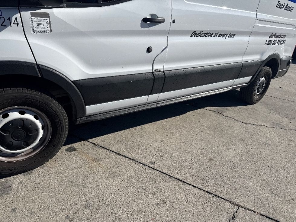 Cargo Van (Panel Van)-Light and Medium Duty Trucks-Ford-2022-Transit 250-Tampa-FL-87,760\n\t\tmiles-$ 37,000 - Image 5