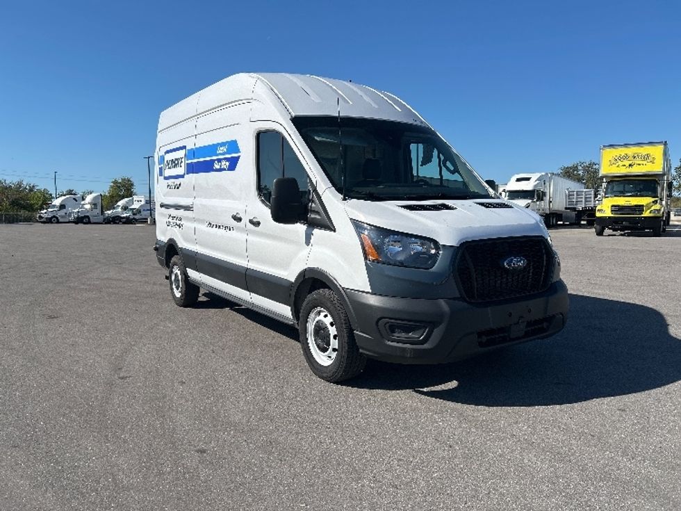 Cargo Van (Panel Van)-Light and Medium Duty Trucks-Ford-2022-Transit 250-Tampa-FL-95,061\n\t\tmiles-$ 36,500 - Image 1