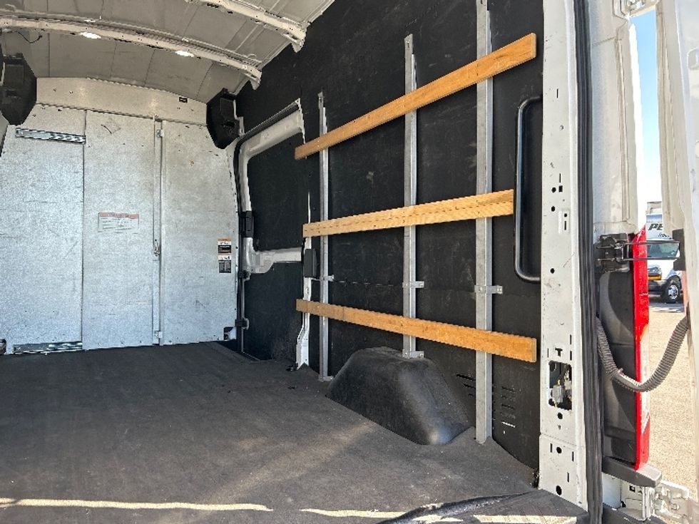 Cargo Van (Panel Van)-Light and Medium Duty Trucks-Ford-2022-Transit 250-Tampa-FL-95,061\n\t\tmiles-$ 36,500 - Image 11