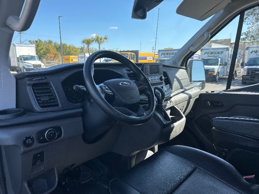Cargo Van (Panel Van)-Light and Medium Duty Trucks-Ford-2022-Transit 250-Tampa-FL-95,061\n\t\tmiles-$ 36,500 - Image 16