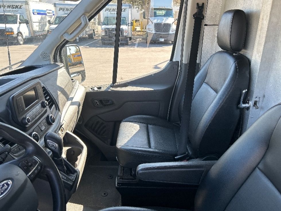 Cargo Van (Panel Van)-Light and Medium Duty Trucks-Ford-2022-Transit 250-Tampa-FL-95,061\n\t\tmiles-$ 36,500 - Image 18