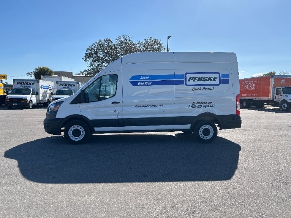 Cargo Van (Panel Van)-Light and Medium Duty Trucks-Ford-2022-Transit 250-Tampa-FL-95,061\n\t\tmiles-$ 36,500 - Image 4