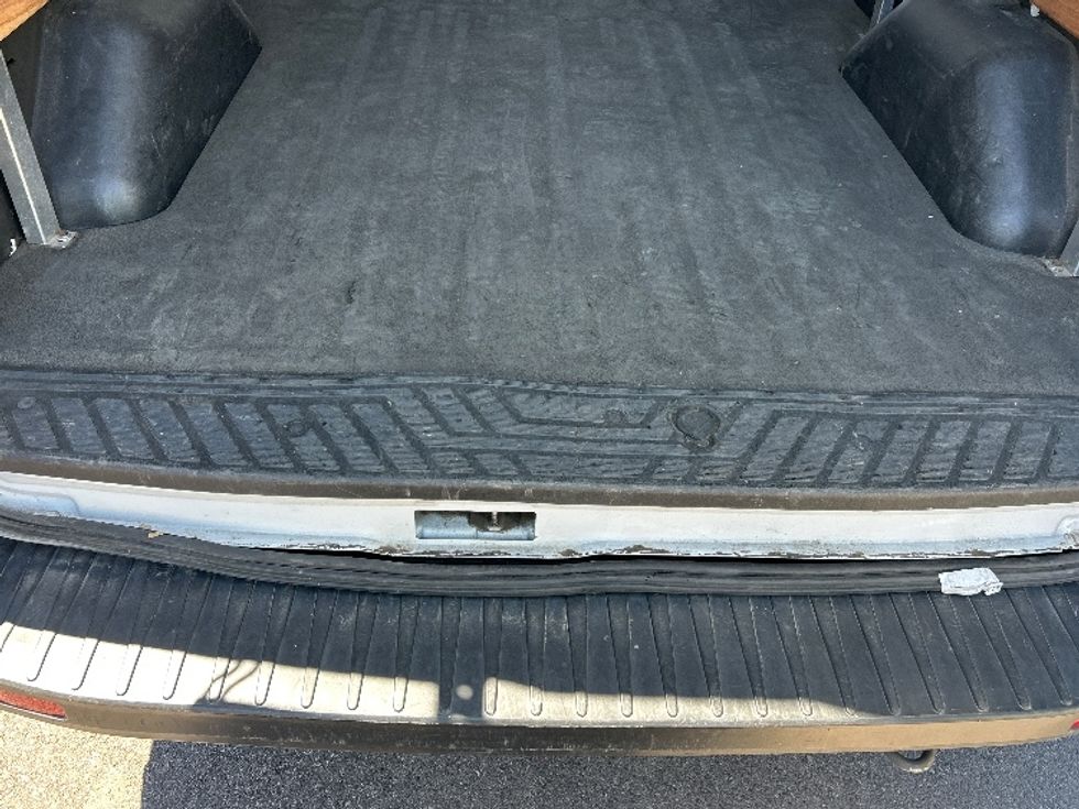 Cargo Van (Panel Van)-Light and Medium Duty Trucks-Ford-2022-Transit 250-Tempe-AZ-97,802\n\t\tmiles-$ 36,000 - Image 10