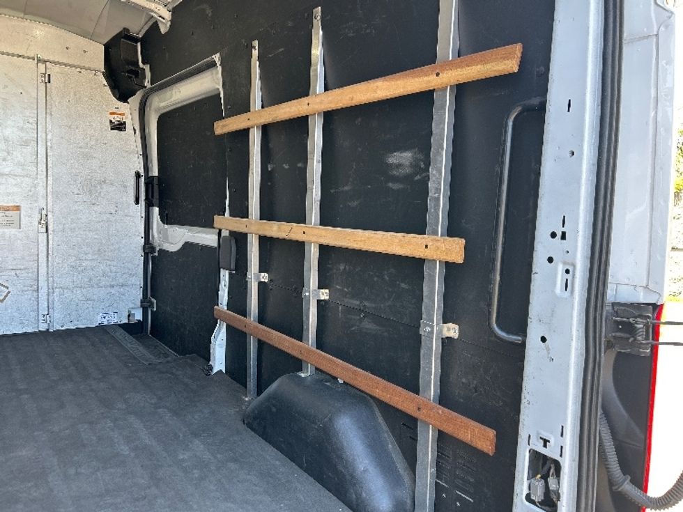 Cargo Van (Panel Van)-Light and Medium Duty Trucks-Ford-2022-Transit 250-Tempe-AZ-97,802\n\t\tmiles-$ 36,000 - Image 12