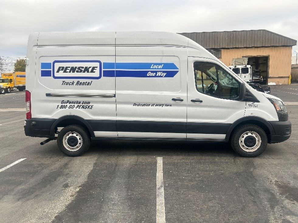 Cargo Van (Panel Van)-Light and Medium Duty Trucks-Ford-2022-Transit 250-Torrance-CA-100,127\n\t\tmiles-$ 36,500 - Image 14