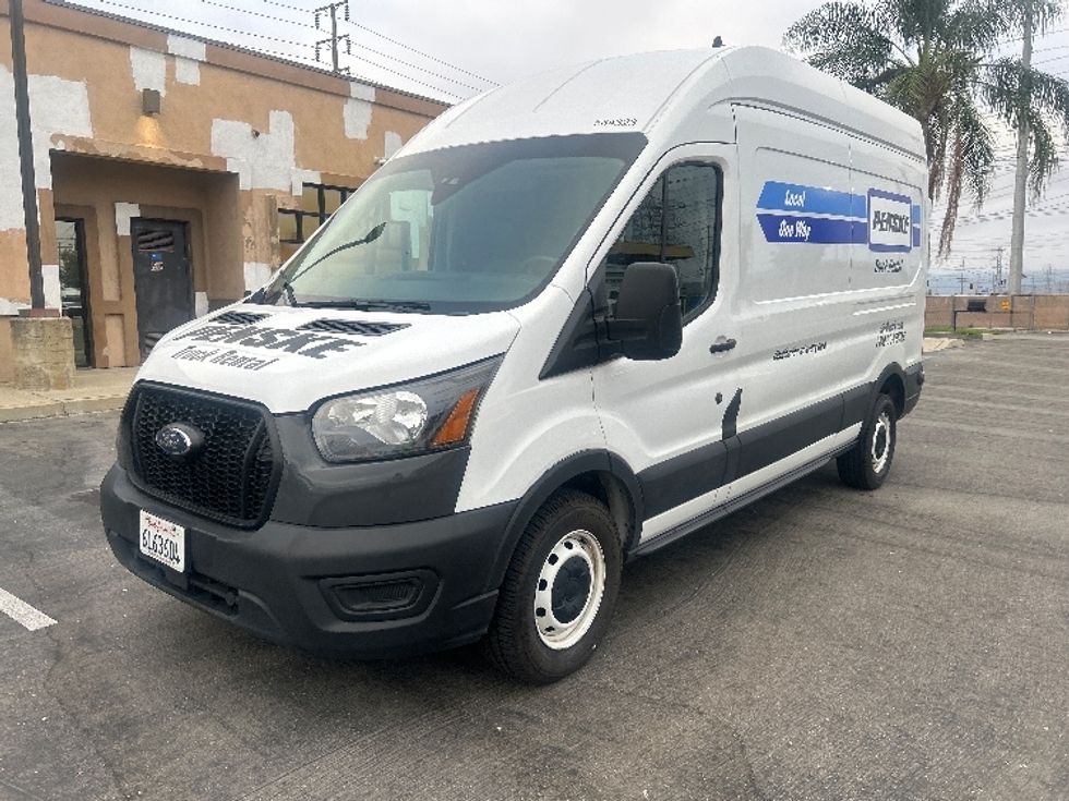 Cargo Van (Panel Van)-Light and Medium Duty Trucks-Ford-2022-Transit 250-Torrance-CA-100,127\n\t\tmiles-$ 36,500 - Image 3