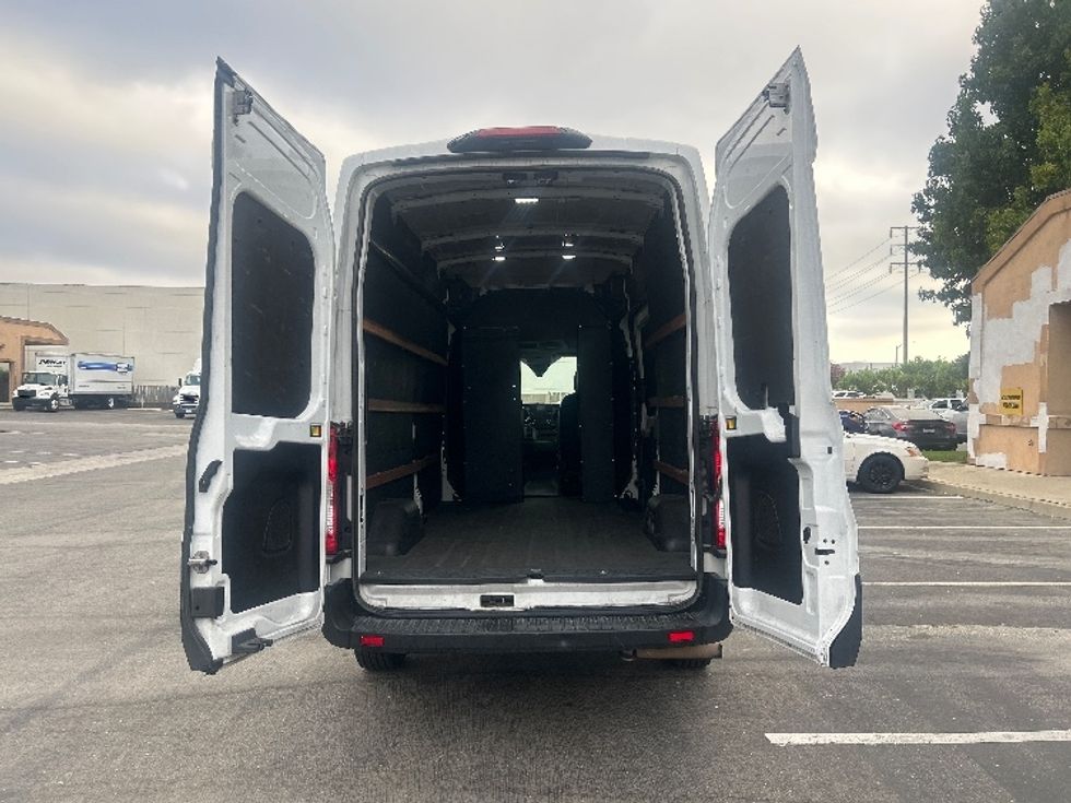 Cargo Van (Panel Van)-Light and Medium Duty Trucks-Ford-2022-Transit 250-Torrance-CA-100,127\n\t\tmiles-$ 36,500 - Image 9