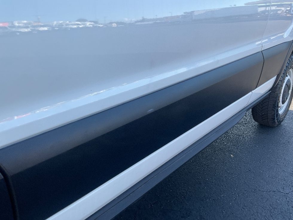 Cargo Van (Panel Van)-Light and Medium Duty Trucks-Ford-2022-Transit 250-Torrance-CA-64,994\n\t\tmiles-$ 38,250 - Image 27