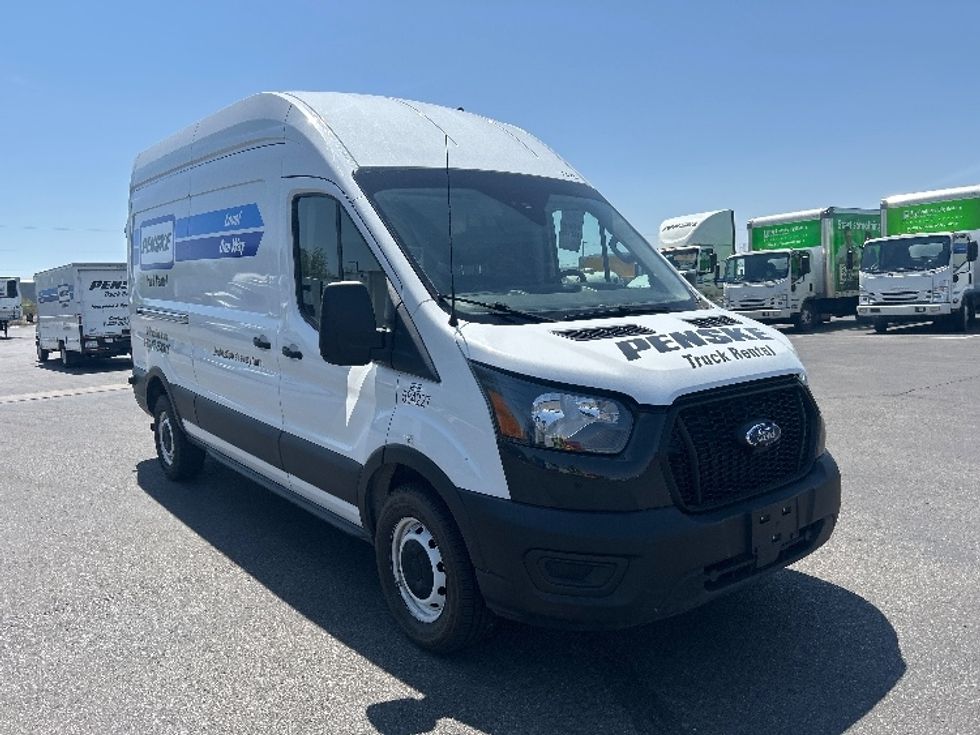 Cargo Van (Panel Van)-Light and Medium Duty Trucks-Ford-2022-Transit 250-Tucson-AZ-91,865\n\t\tmiles-$ 37,250 - Image 1